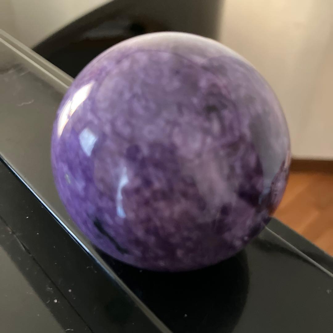 まめさま専用美！高品質　チャロアイト　スフィア　天然石置物　E213