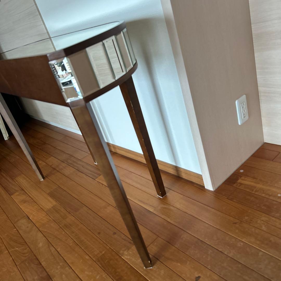 レア美品ローラアシュレイミラー仕上げのブラウン木製ドレッサーコンソールテーブル