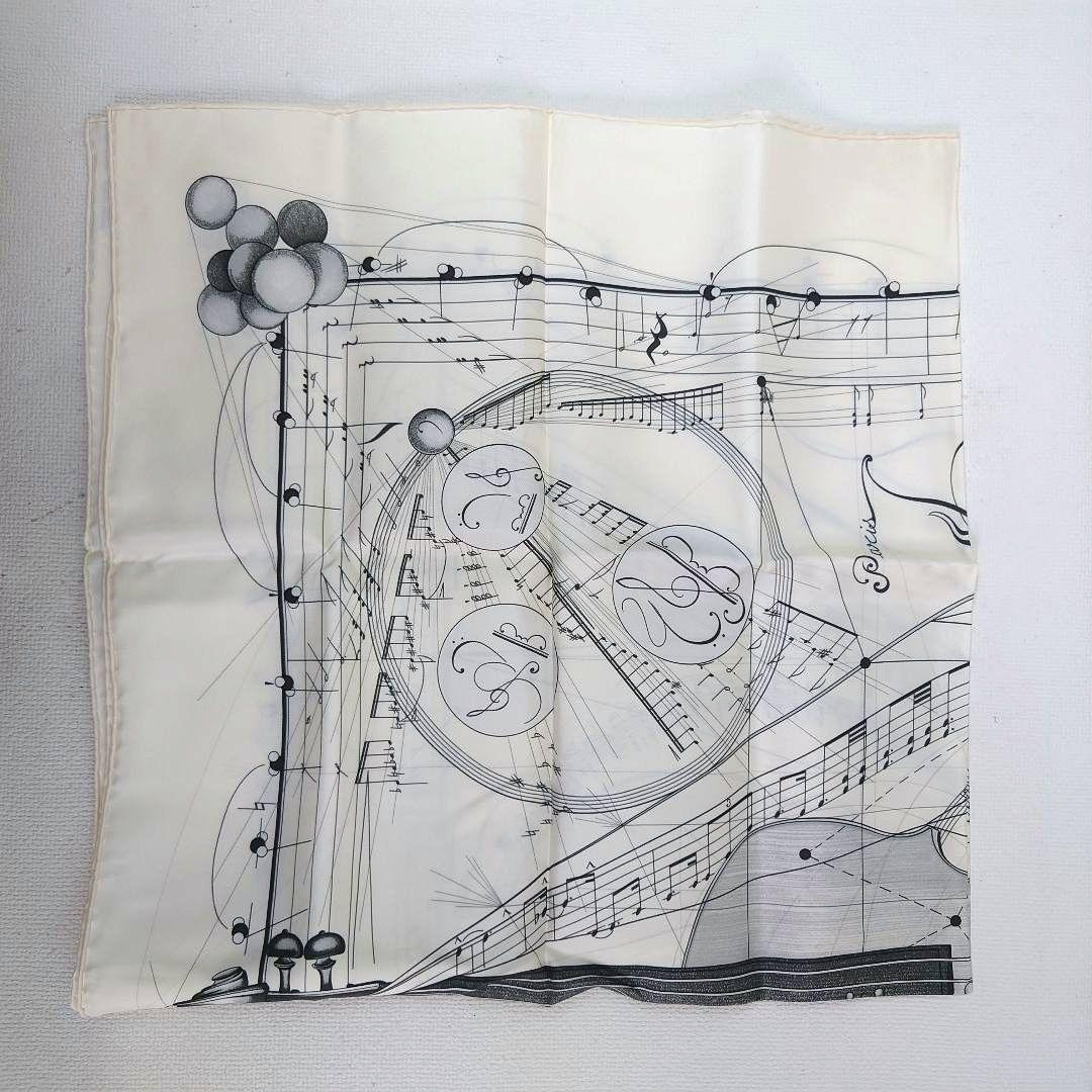 M1216H1 エルメス カレ90 球体が奏でる音楽 スカーフ