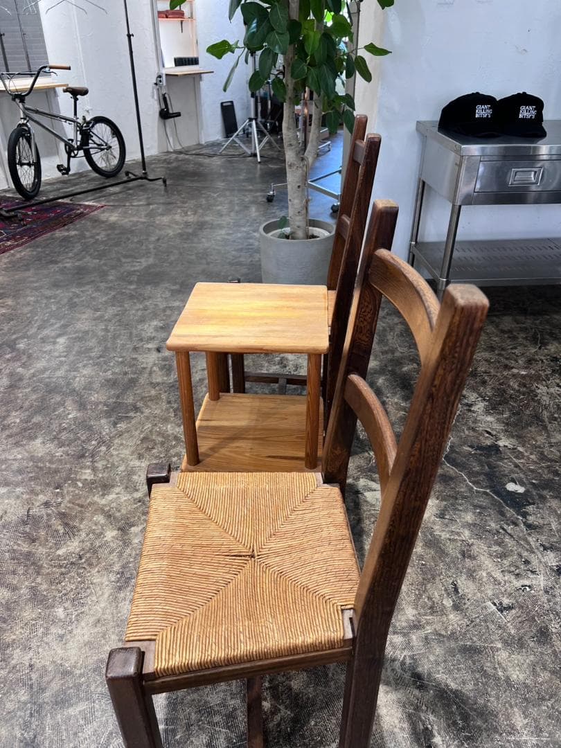 【値下げ】【SHARK ATTACK】ヴィンテージチェア 椅子 / 2脚あり B