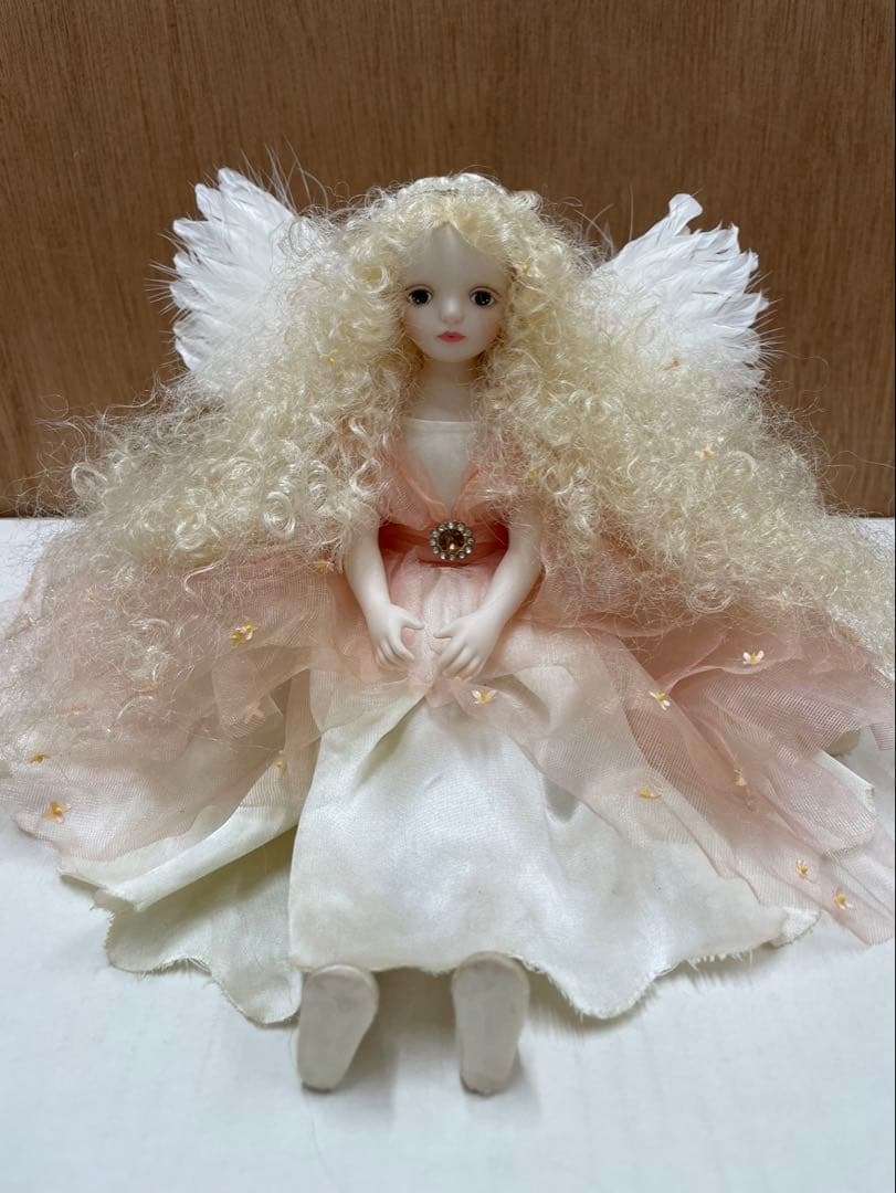 若月まり子 ビスクドール ( ビーズ飾り ) ピンクの服