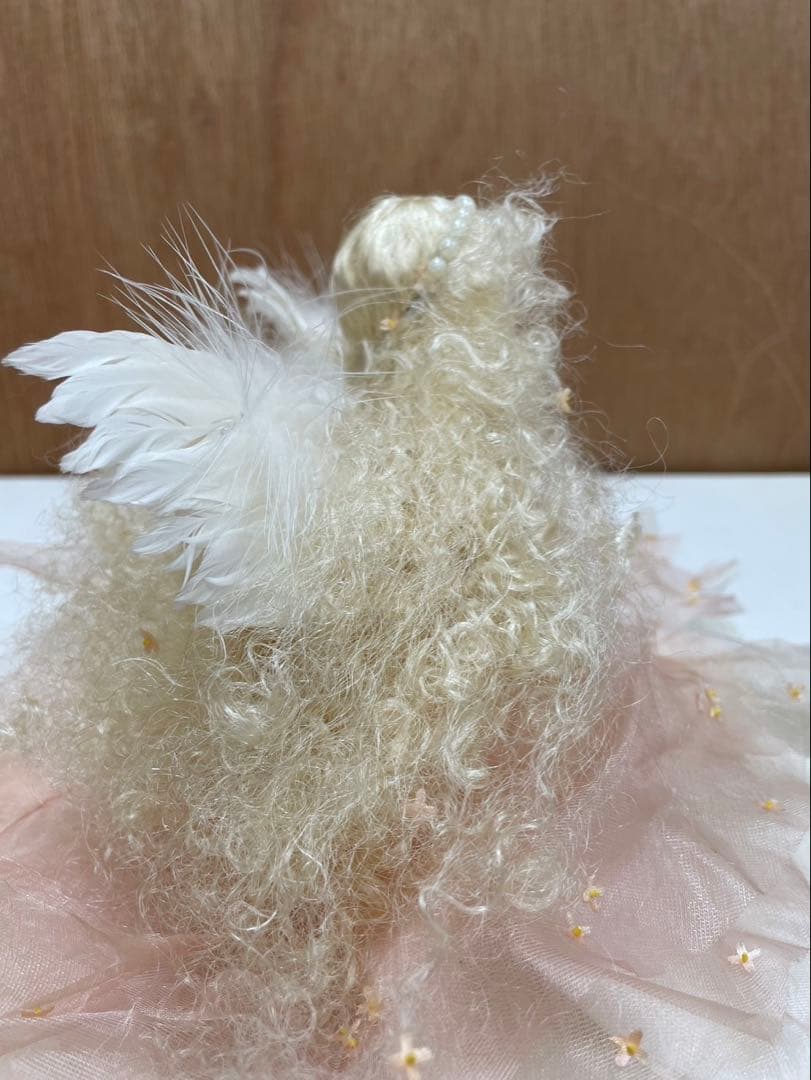 若月まり子 ビスクドール ( ビーズ飾り ) ピンクの服