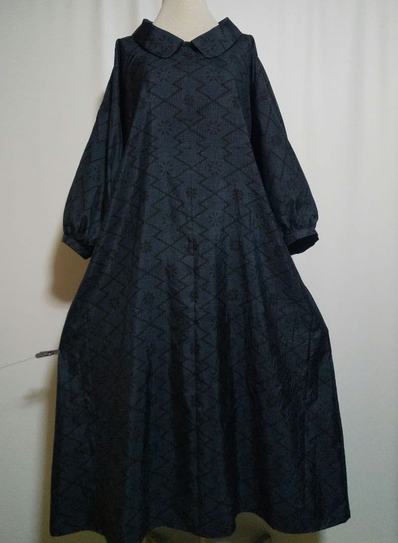 津*銀様 着物リメイク／ドルマン袖／衿付きワンピース★サイズLL～3L