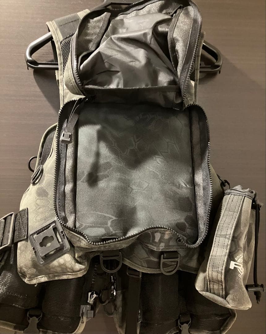 リバレイ　RBB (フローティングベスト) ライフジャケット