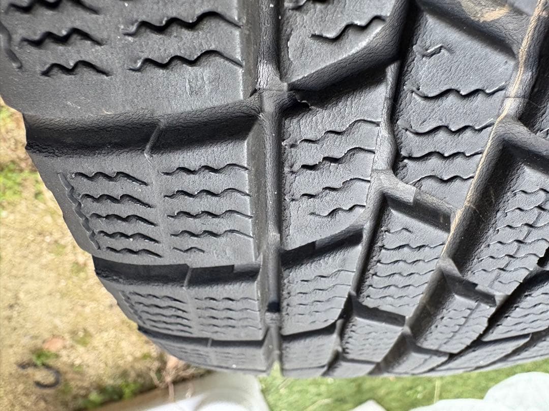 スタッドレスタイヤ 175/65/R15 4本　 15インチ