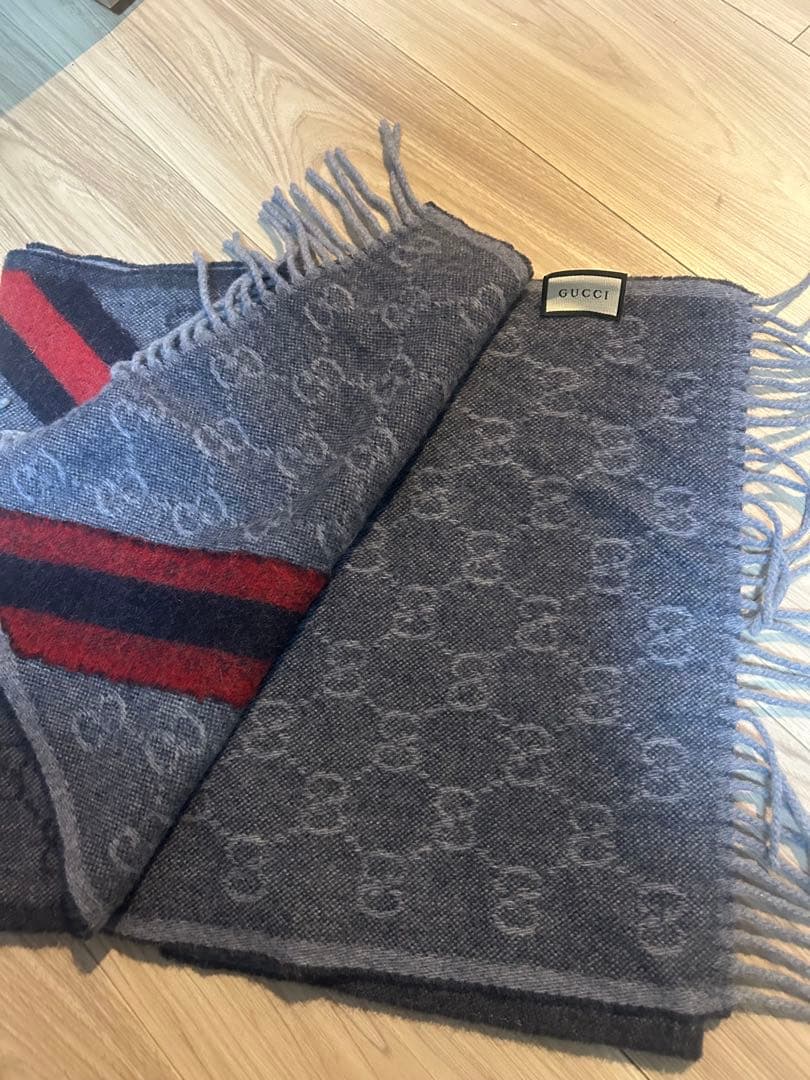 GUCCI GGパターン マフラー グレー 赤