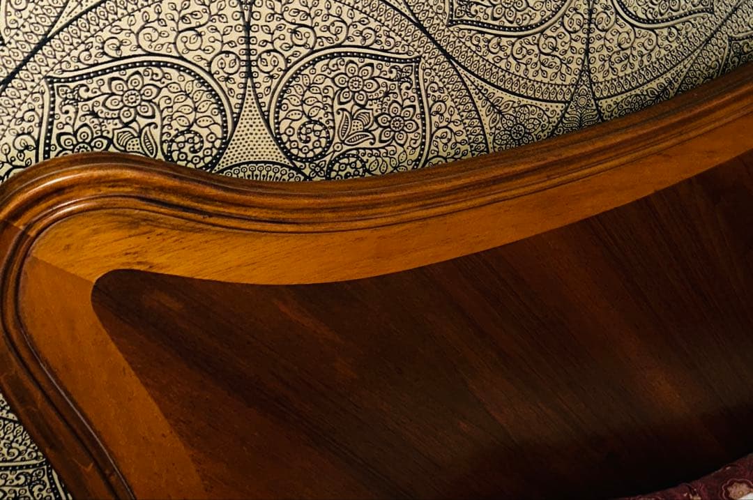 メデア　ベッド　クイーンサイズ　大塚家具　【美品】