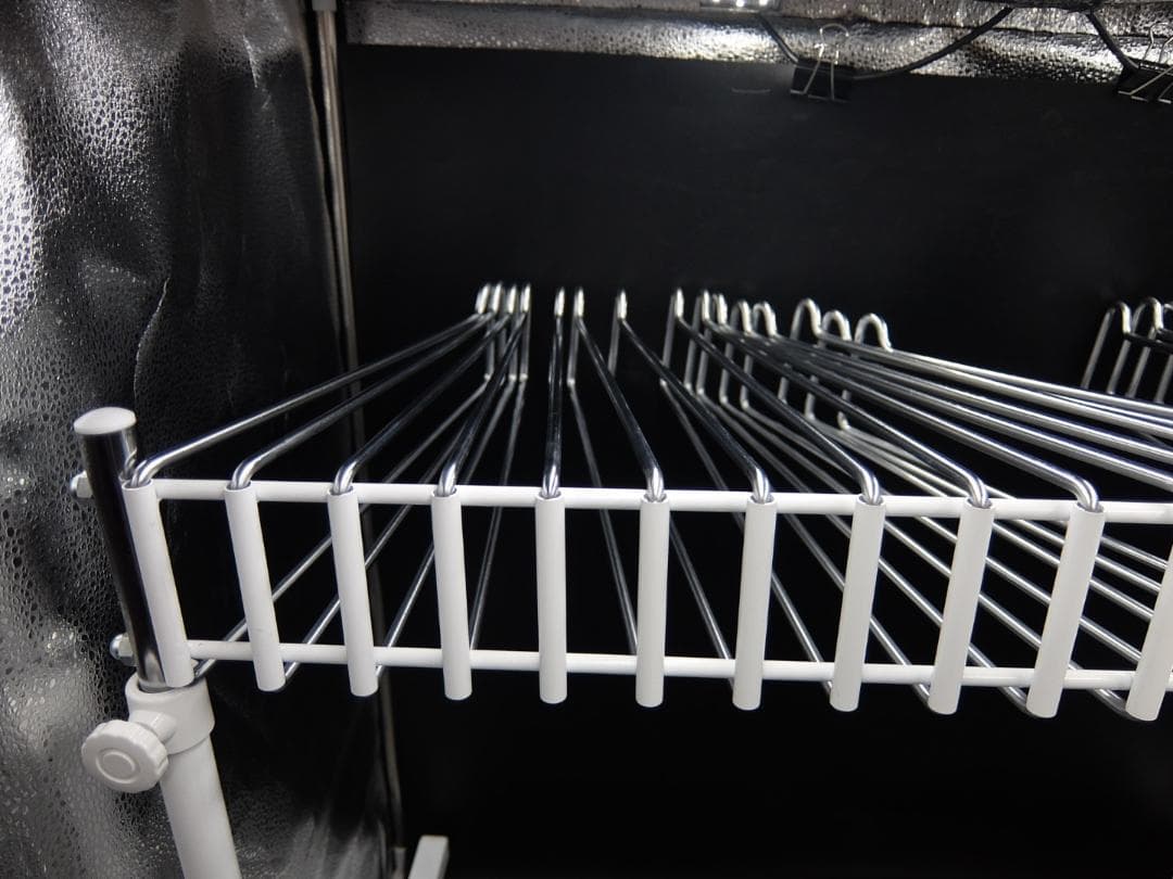 川口工器　スラックスハンガー 20本掛け 棚付き 高さ伸縮