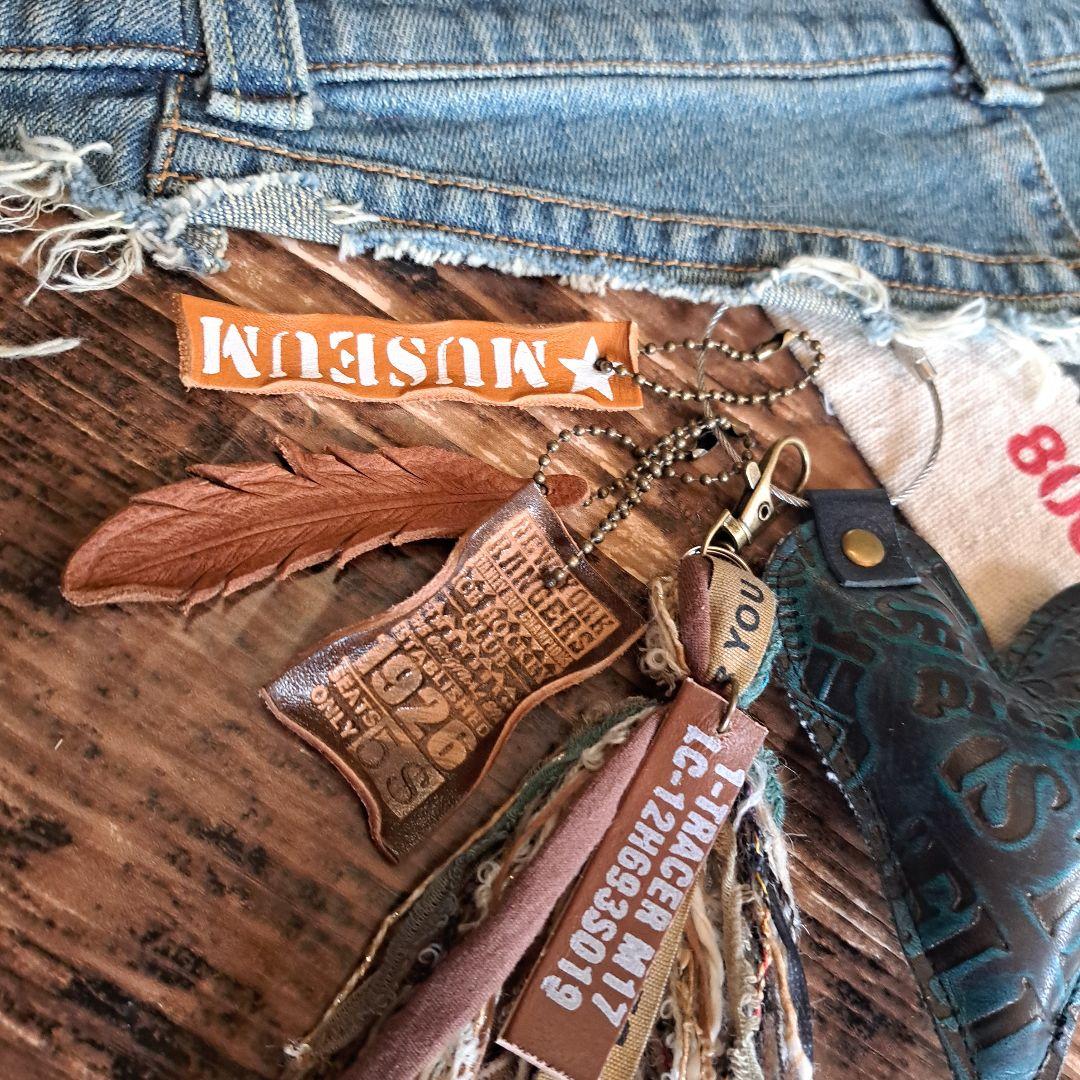 ★レザーがかっこいいぷっくりハートチャーム★