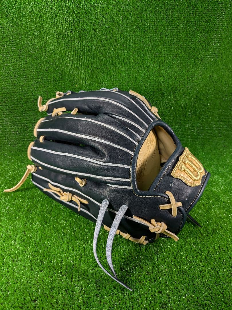 ウィルソン　硬式　外野手用　D8型　WBW102317　日本製　吉田正尚モデル