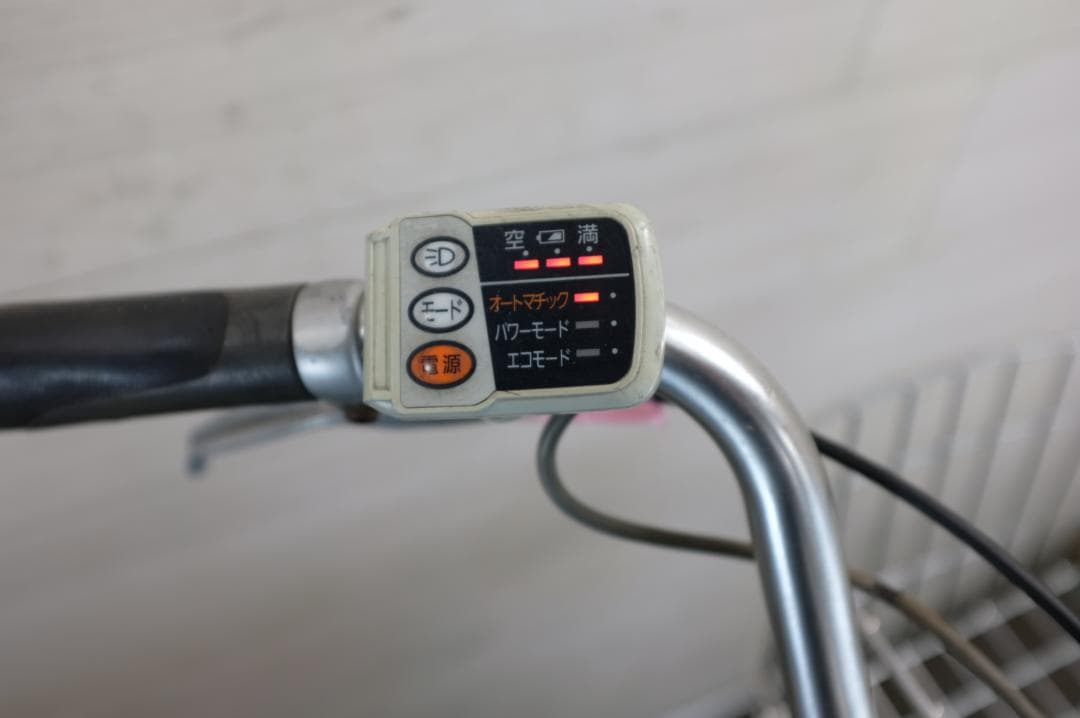 パナソニック　26インチ　3段　6.6Ah（5点灯）充電器あり