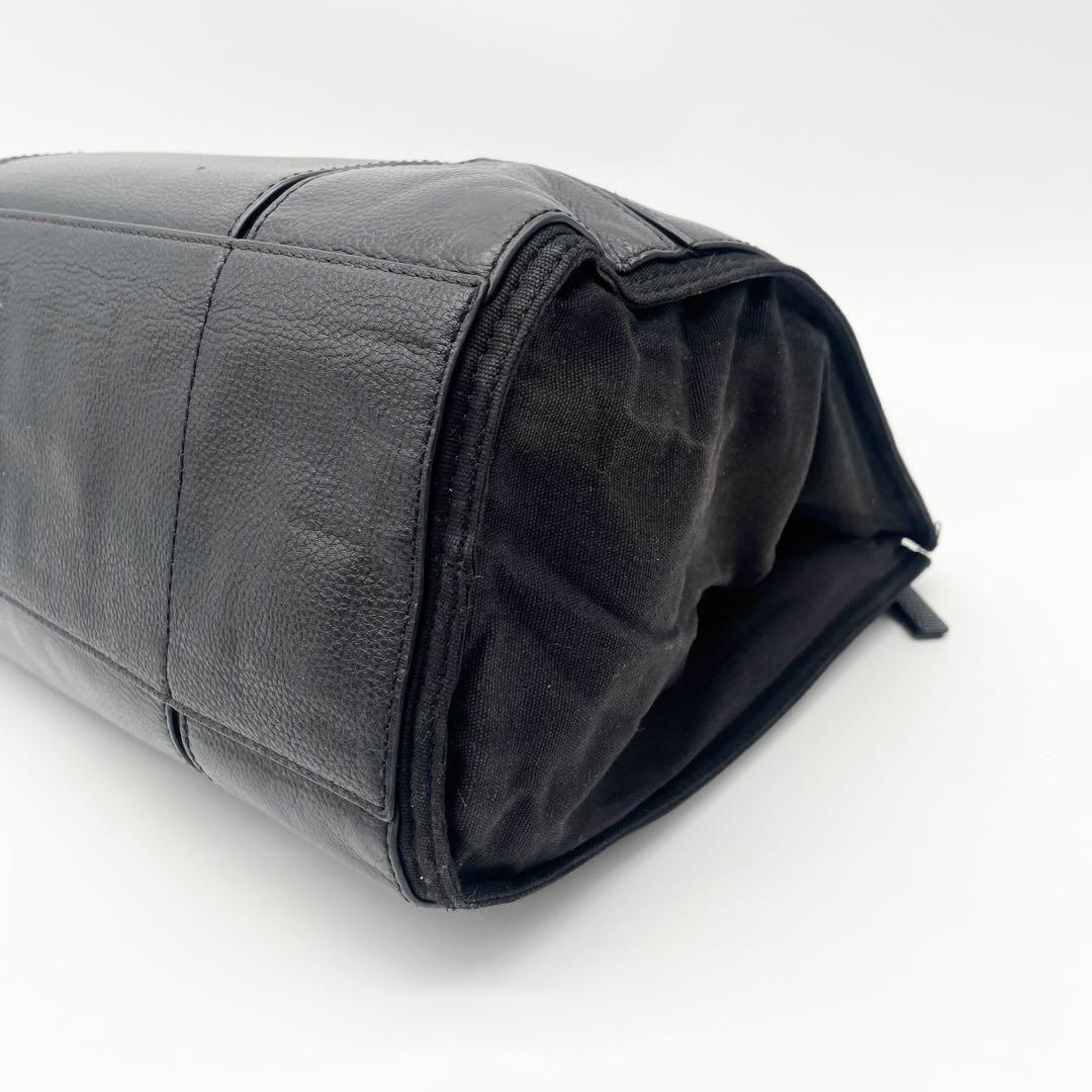 美品 トリーバーチ レザー トートバッグ エラ エンボス ブラック　A4可