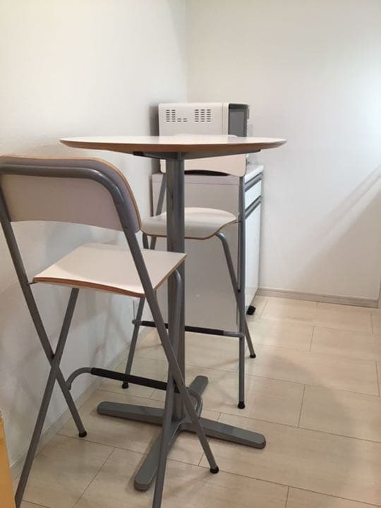 IKEA BILLSTA イケア　バー　カフェテーブル