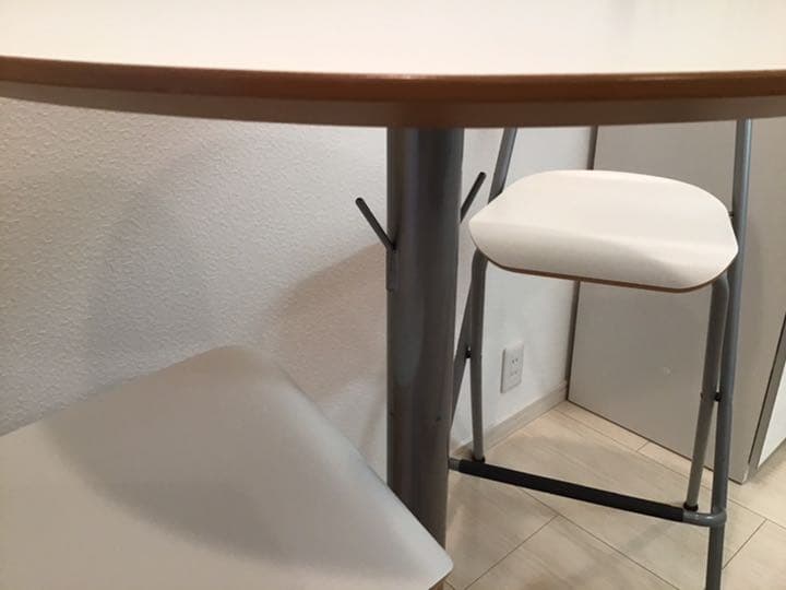 IKEA BILLSTA イケア　バー　カフェテーブル