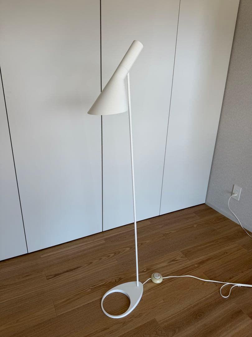 ルイスポールセン AJフロアランプ Louis Poulsen