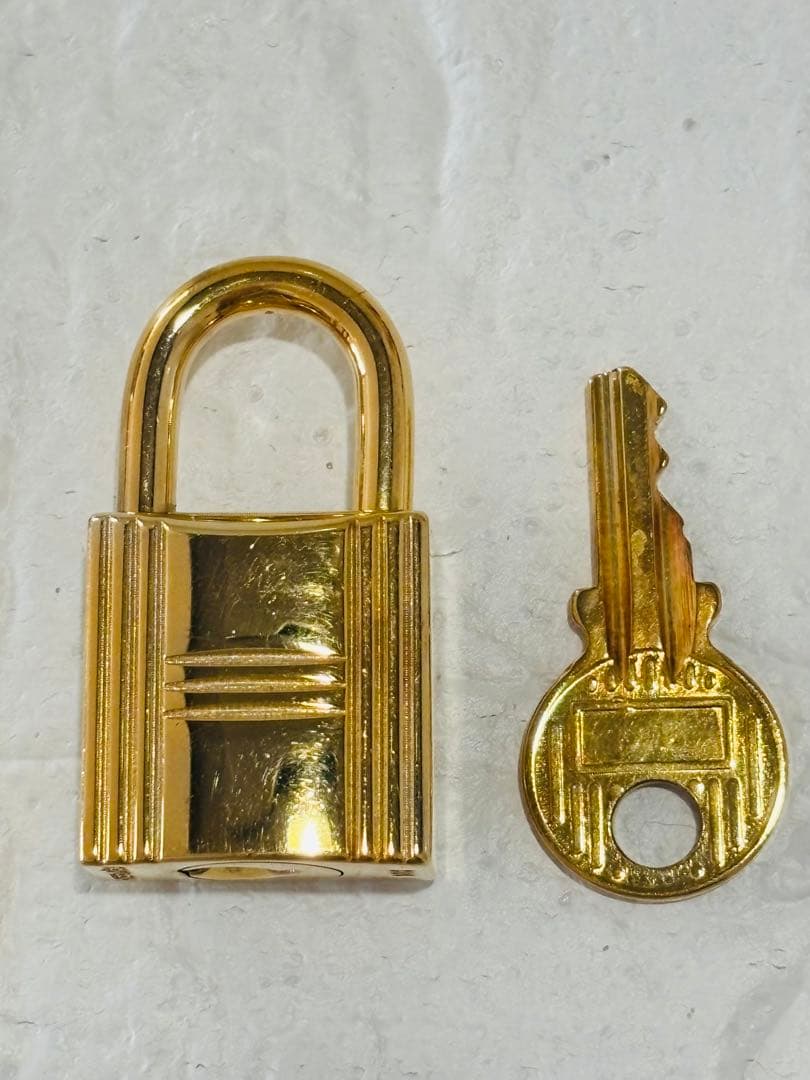 正規品　HERMES エルメス　カデナ　　南京錠　キー　パドロック　No.102