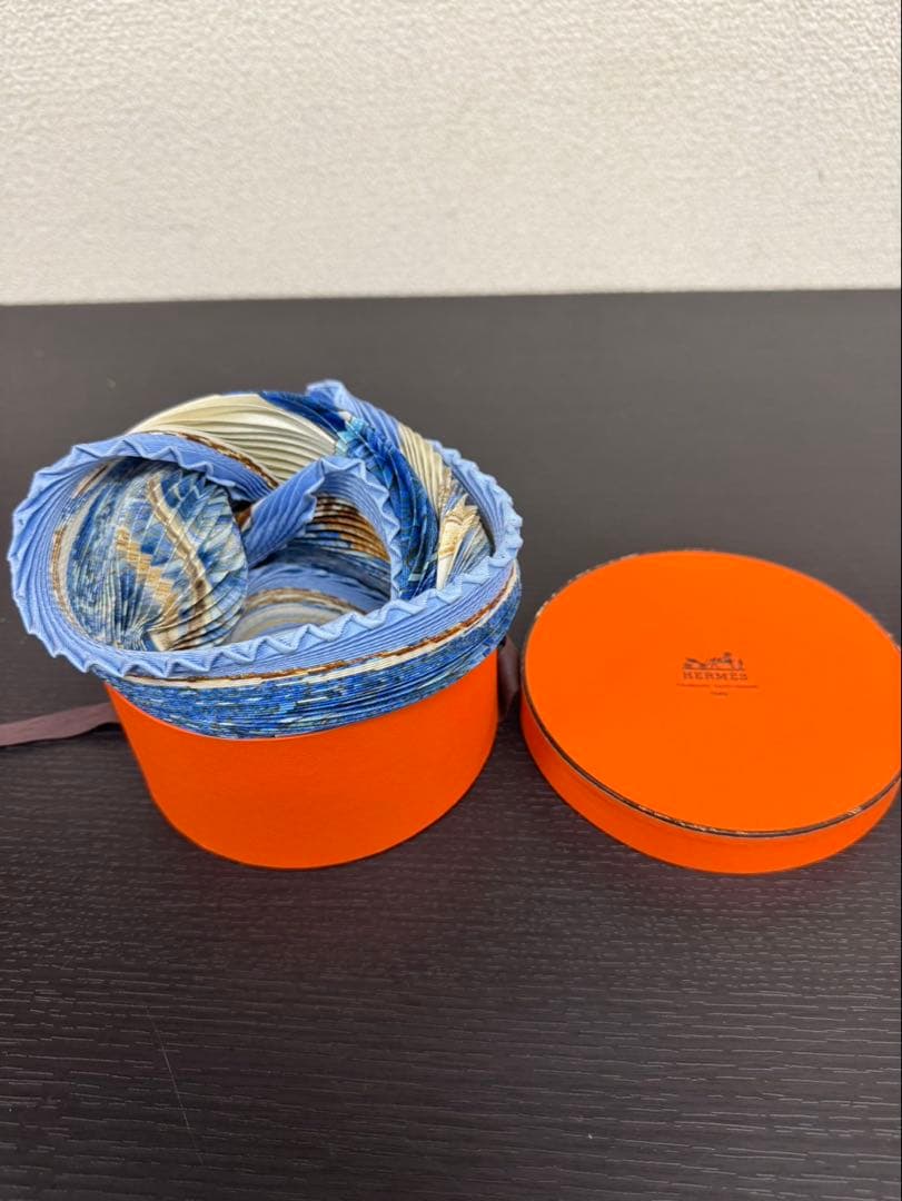 K591 美品 エルメス スカーフ プリーツ カレ 90 Varangues