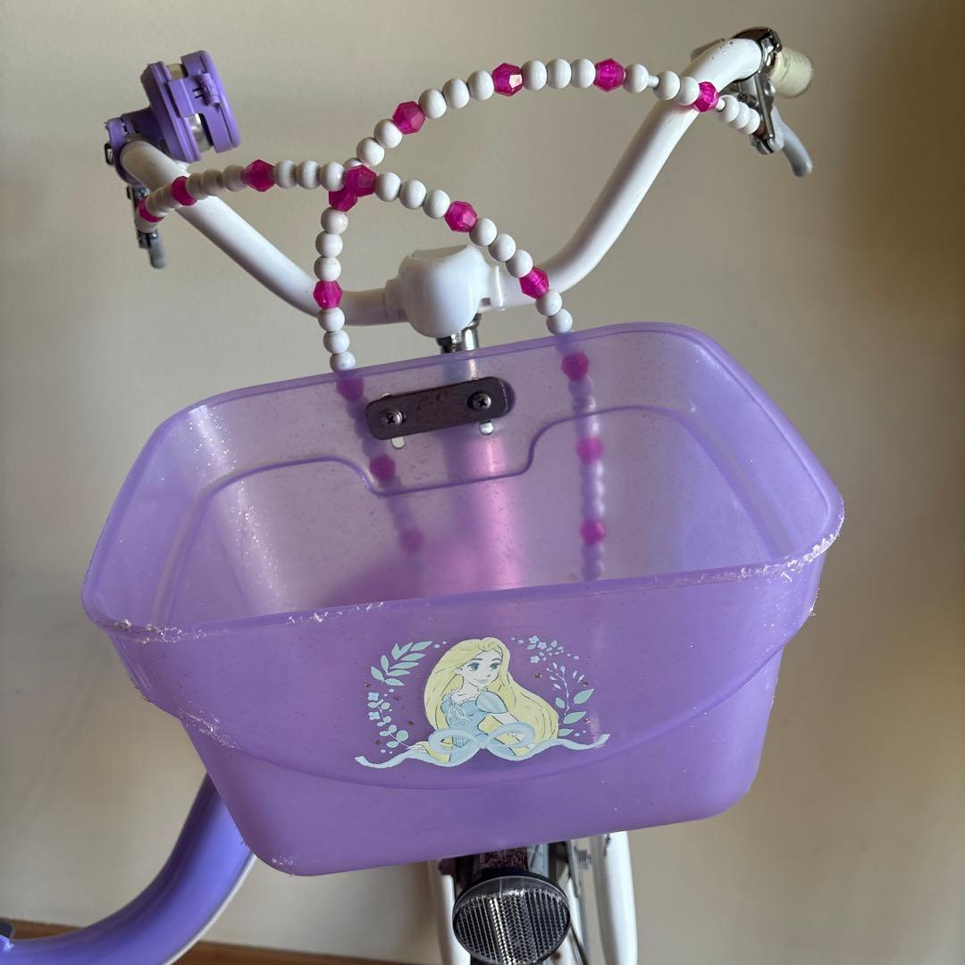 16インチ　ラプンツェル　自転車　補助輪付き