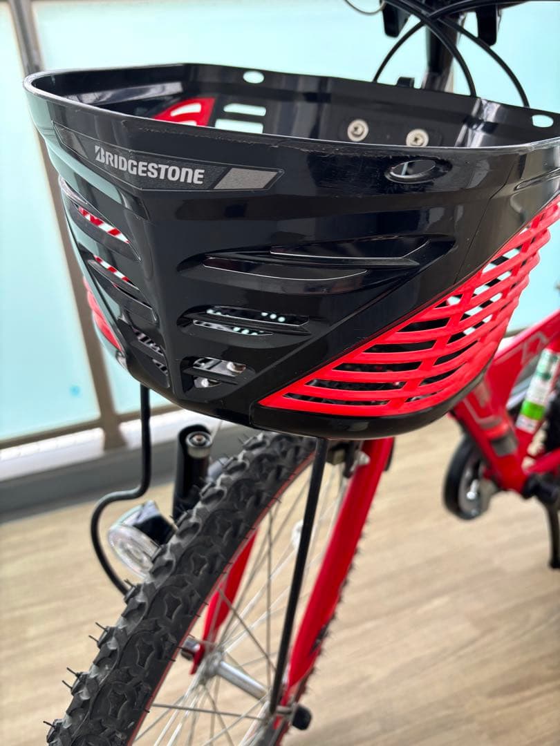 ブリヂストン　キッズサイクル レッド 前面バスケット付き