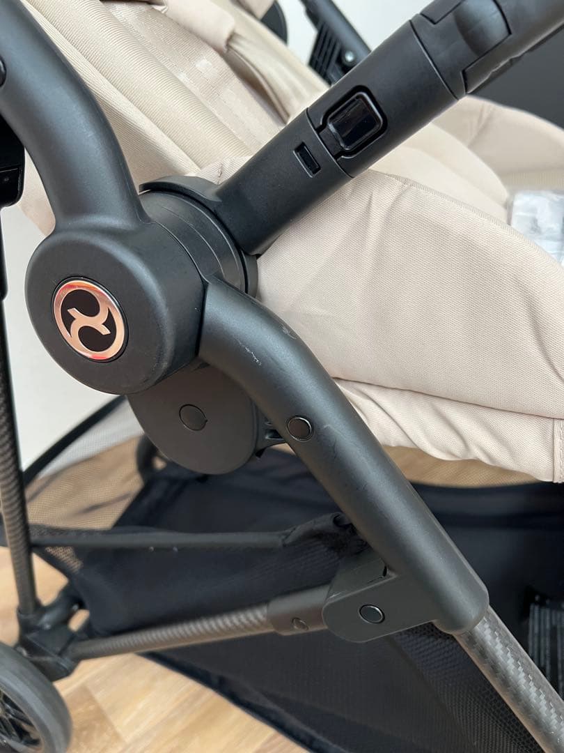 【美品】cybex サイベックス メリオカーボン ベージュ