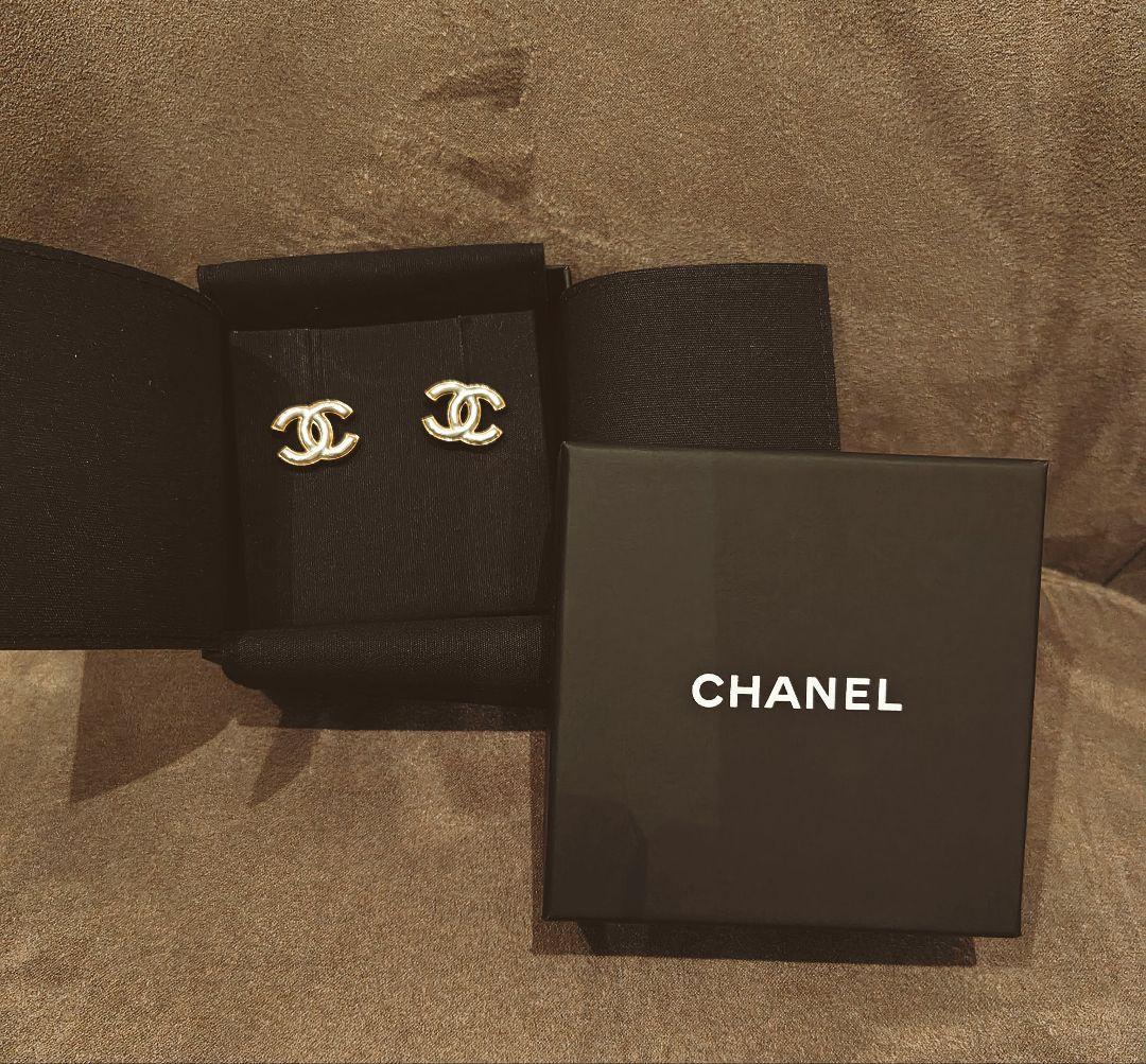 CHANEL　ピアス　24A