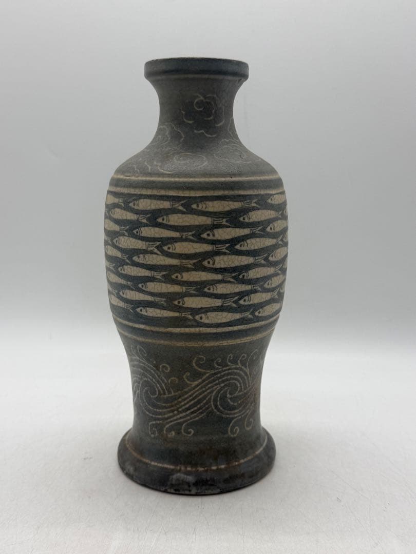 安南焼　魚紋　小瓶　送料込み2602020