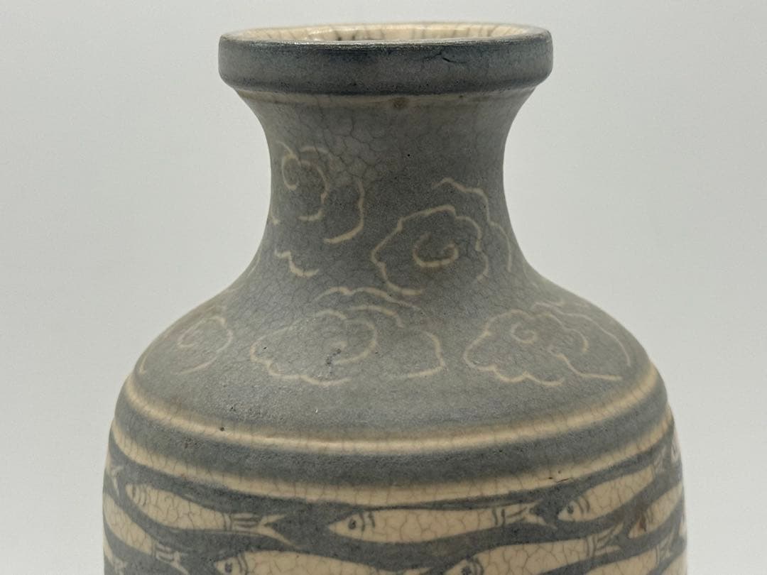 安南焼　魚紋　小瓶　送料込み2602020