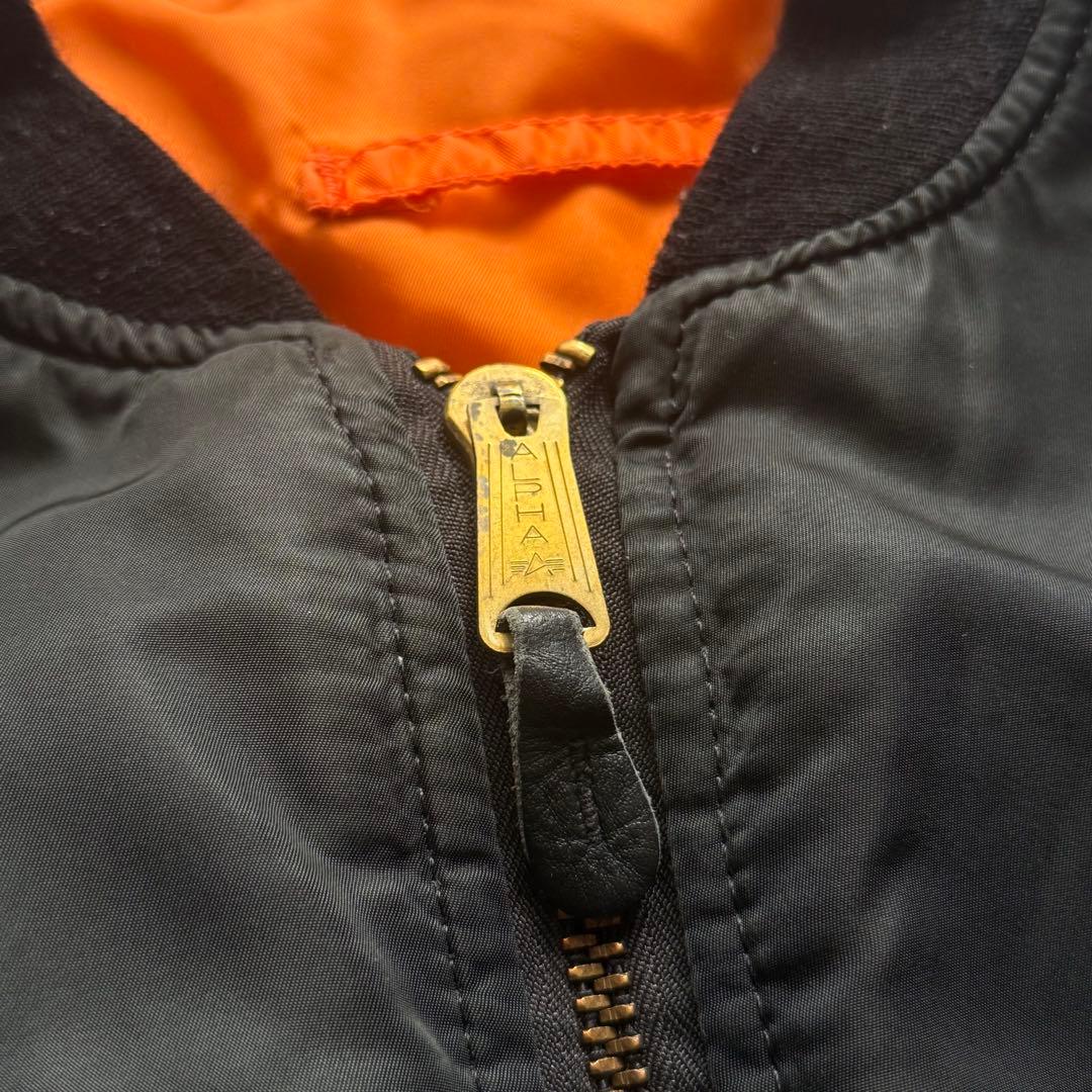 ALPHA MA-1 フライトジャケット　ミリタリー　USA製　バックロゴ　短丈