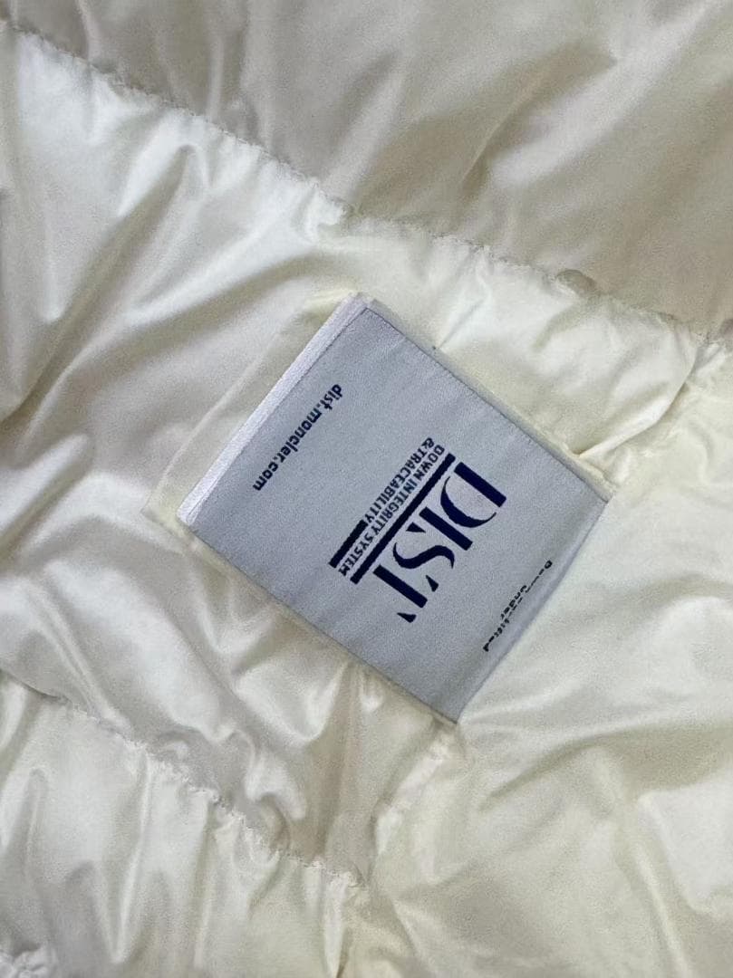 極美品ホワイト ダウンジャケット フード付き