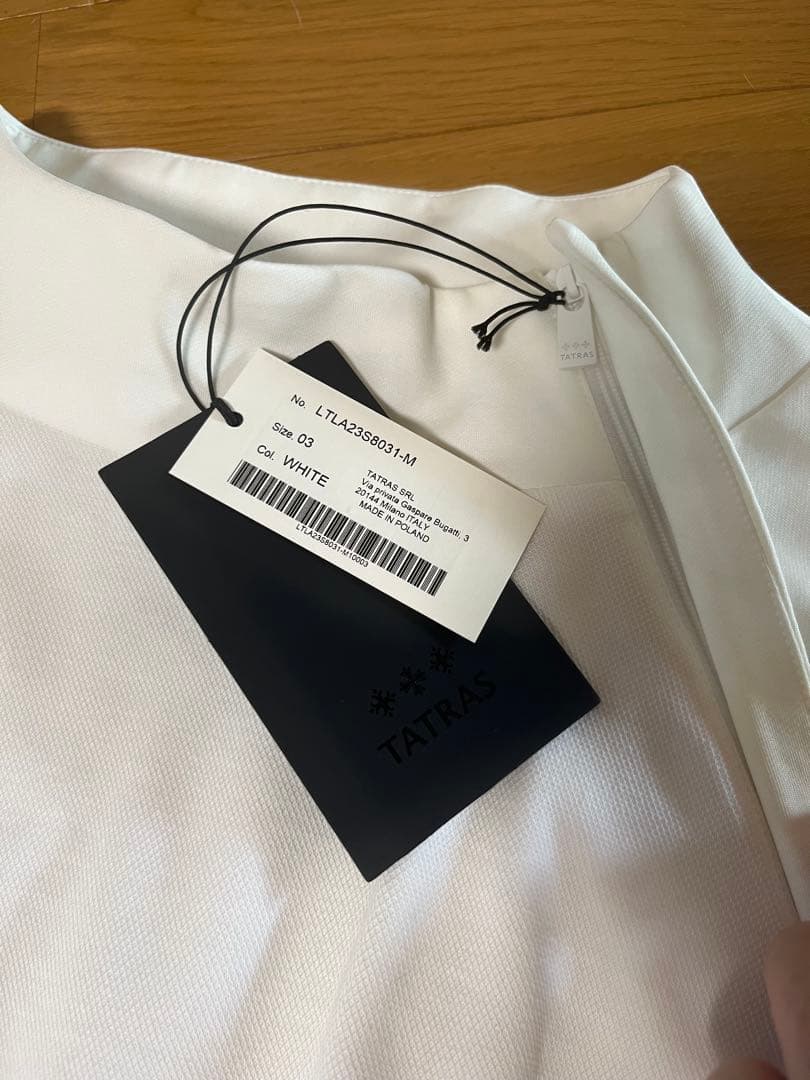 未使用タグ付TATRAS タトラス SOALA スウェット長袖 ショート丈