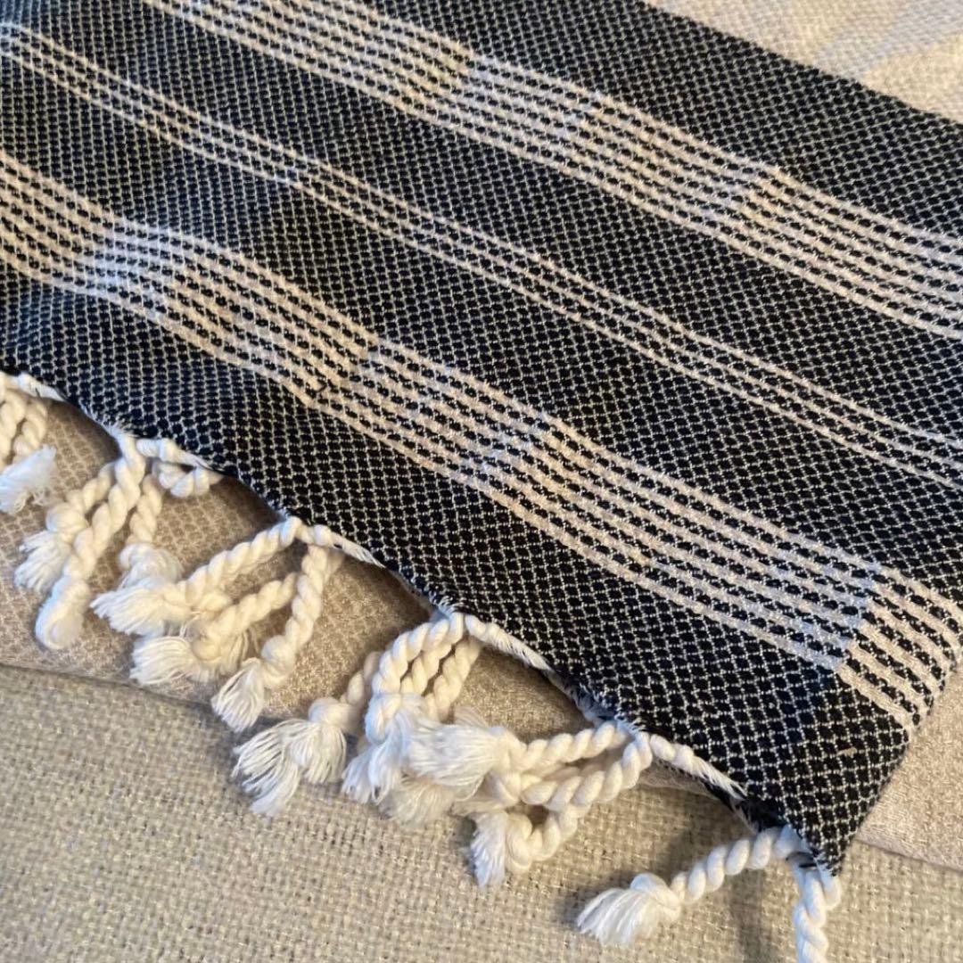 IDEE ブラケット　ラグ　インテリア　ベッド　リネン　ソファー　イデー　トルコ