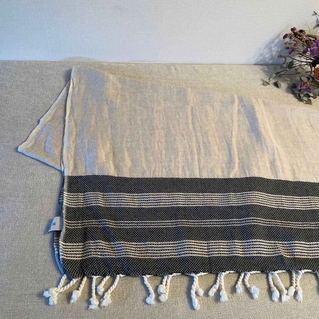 IDEE ブラケット　ラグ　インテリア　ベッド　リネン　ソファー　イデー　トルコ