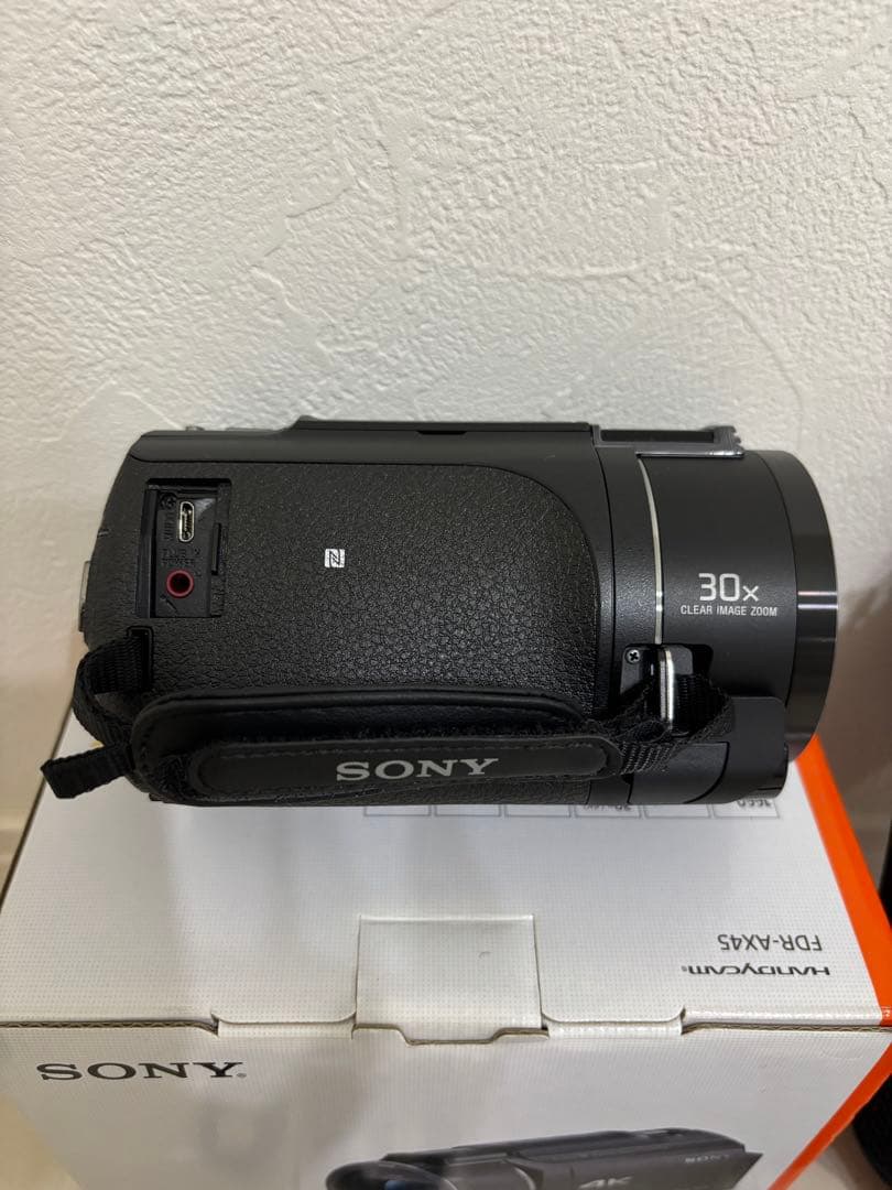 【ほぼ未使用】SONY4K ビデオカメラ Handycam FDR-AX45