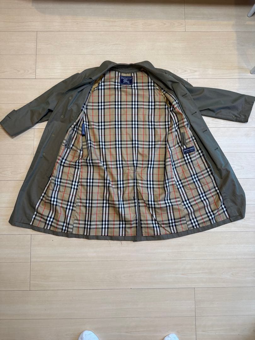 Burberry バルカマーンコート
