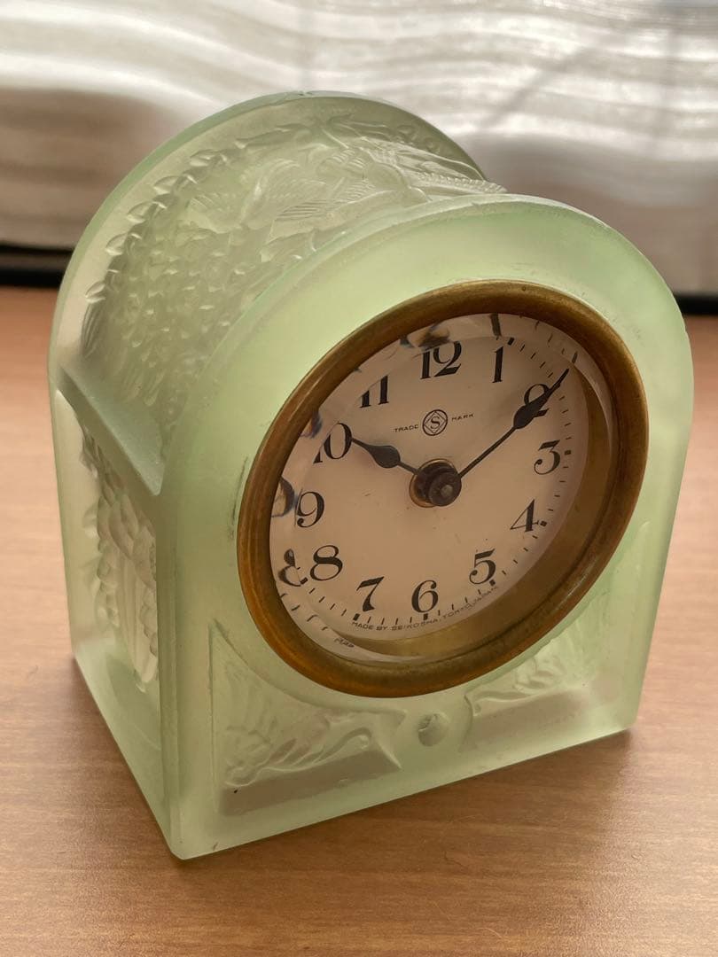 精工舎　アーチ型置き時計　ヴィンテージ レトロ　機械式　ウランガラス　ジャンク品