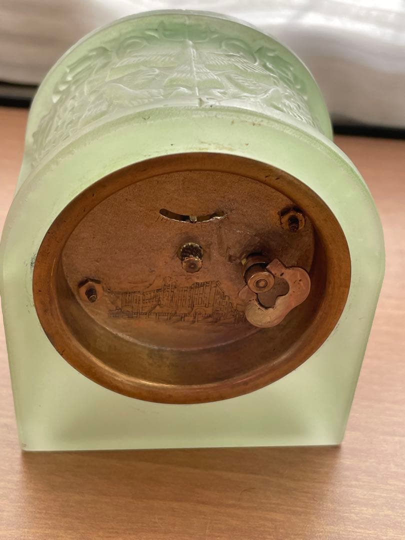 精工舎　アーチ型置き時計　ヴィンテージ レトロ　機械式　ウランガラス　ジャンク品