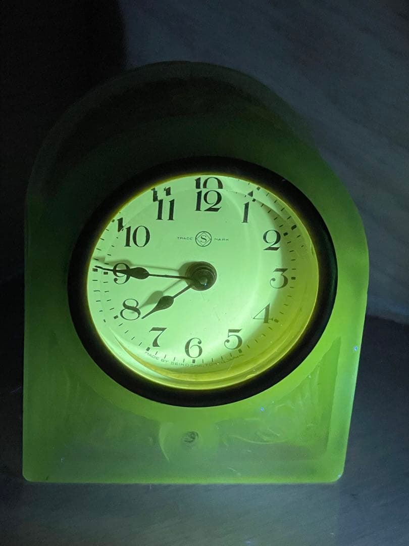 精工舎　アーチ型置き時計　ヴィンテージ レトロ　機械式　ウランガラス　ジャンク品