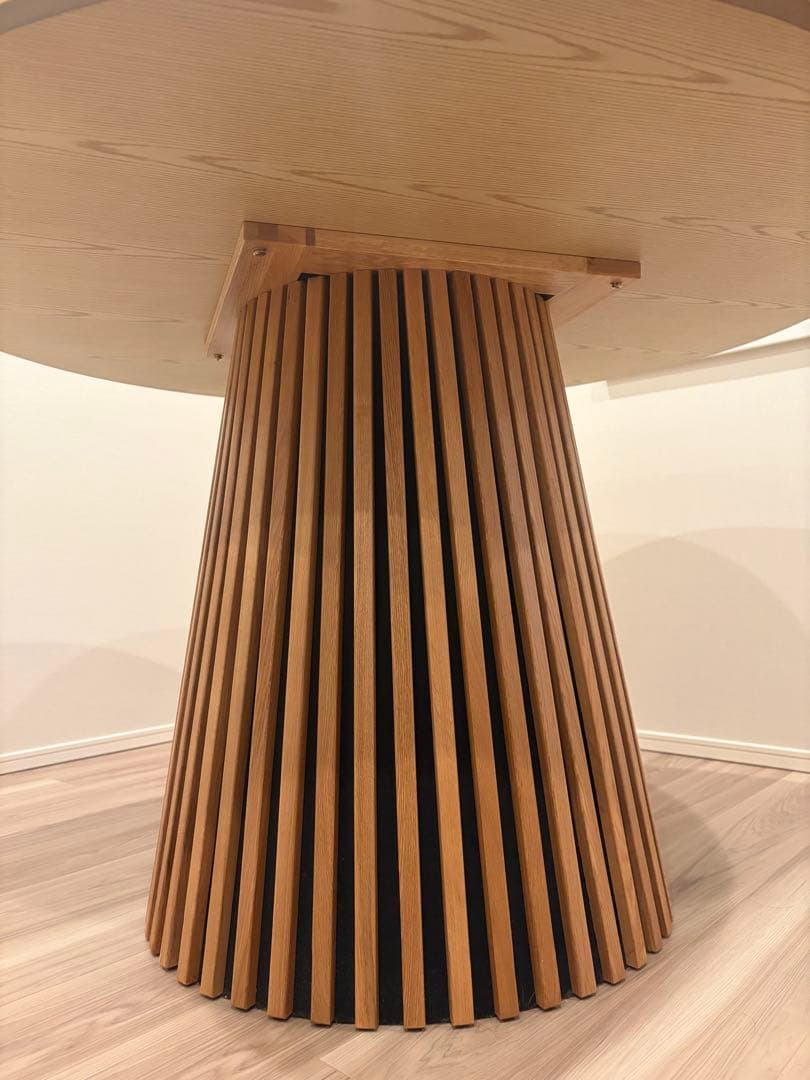 NOCE 円形ダイニングテーブル オーク 2024年製