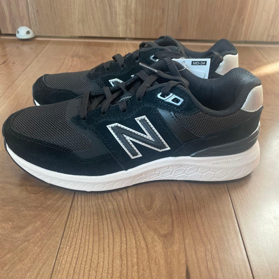 新品未使用　ニューバランス　880 レディース　スニーカー　ブラック