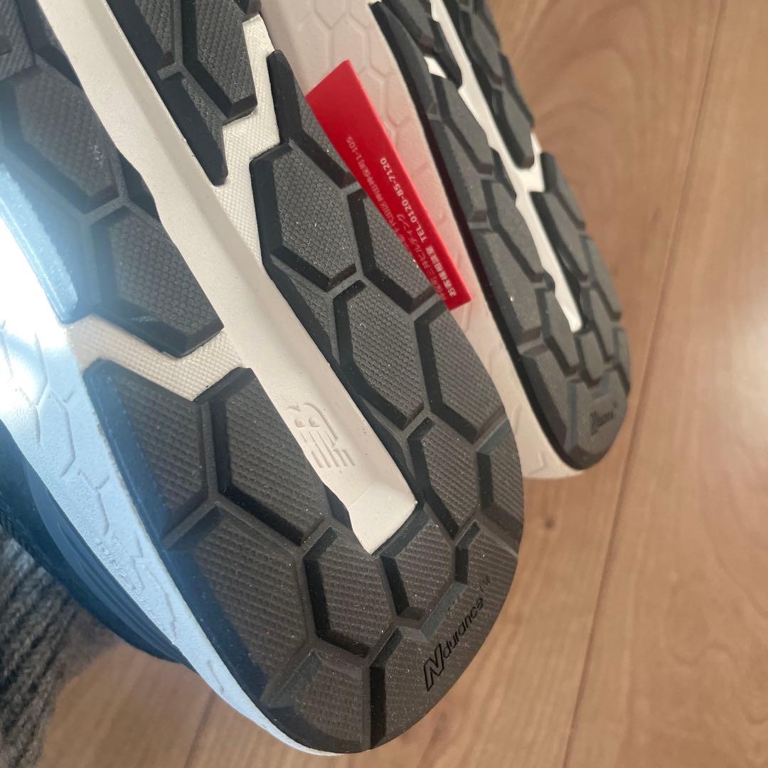 新品未使用　ニューバランス　880 レディース　スニーカー　ブラック