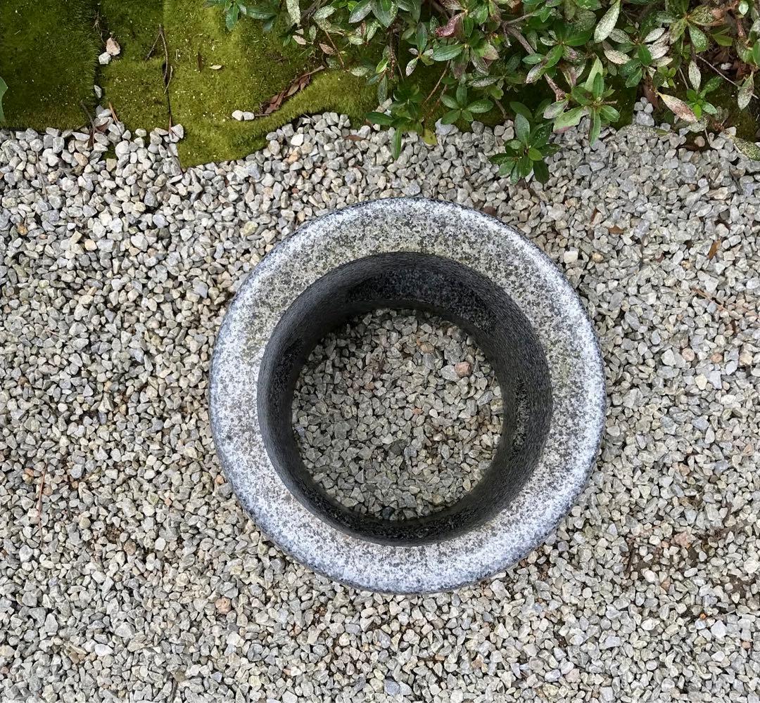 【御影磨き石・丸型火袋】オブジェ・庭石・置物・ガーデニング