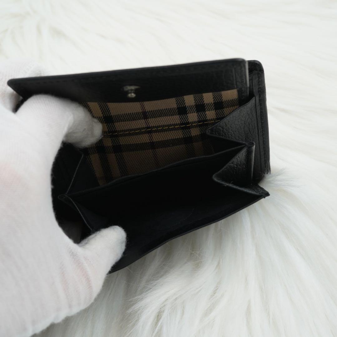 未使用品　BURBERRY LONDON 二つ折り財布　ノバチェック　ブラック