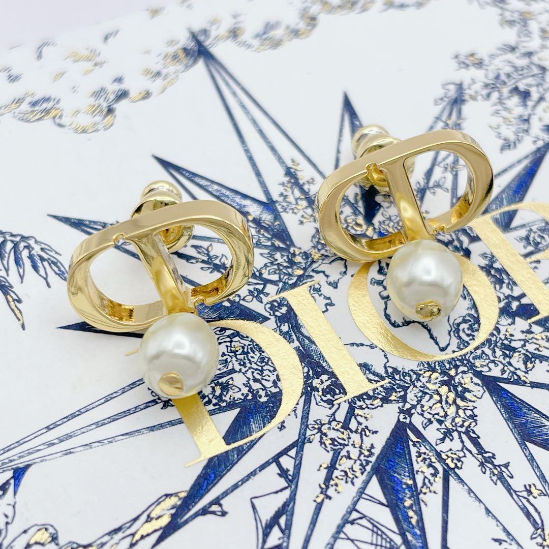 Christian Dior ピアス　petit プチ　パール　CD ゴールド
