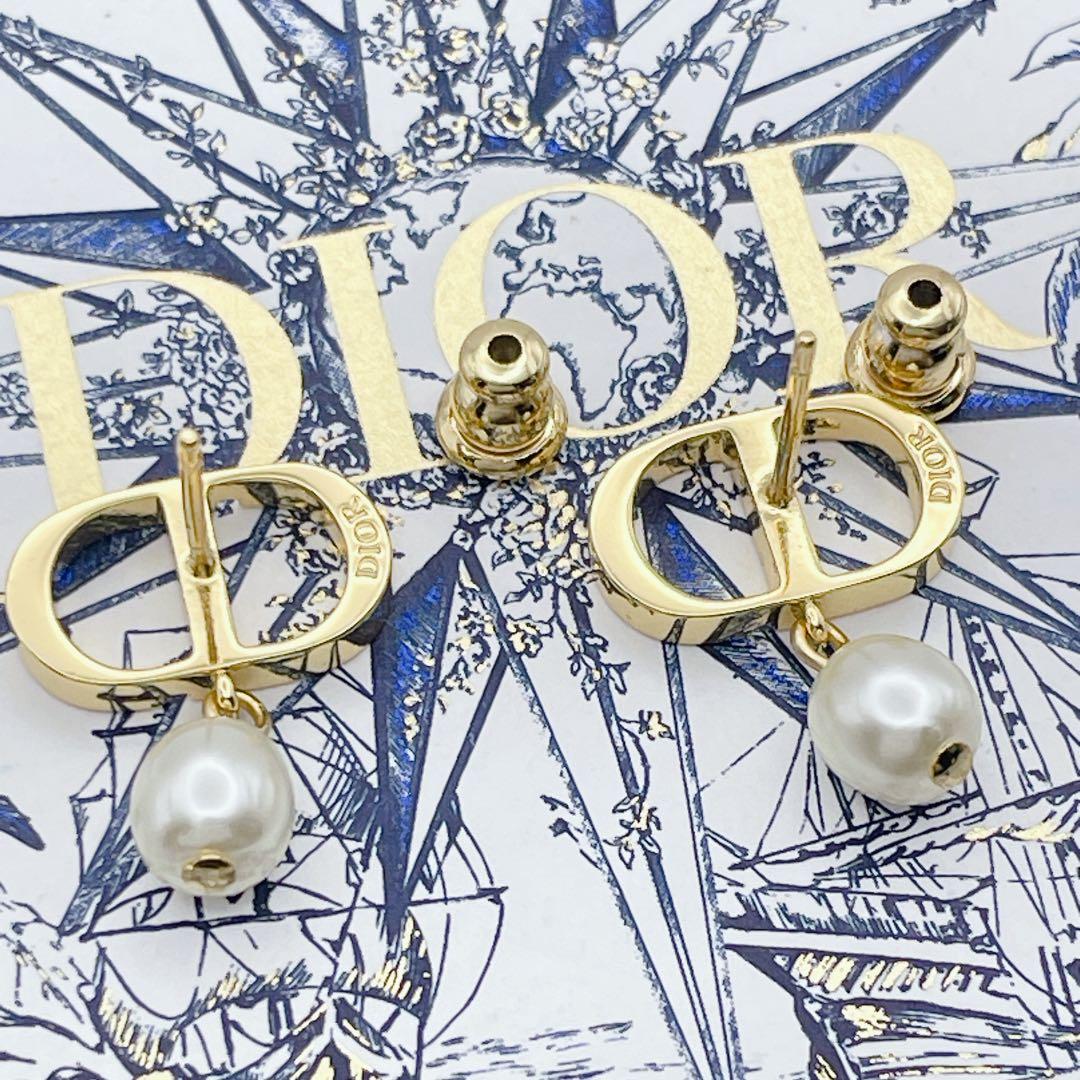 Christian Dior ピアス　petit プチ　パール　CD ゴールド