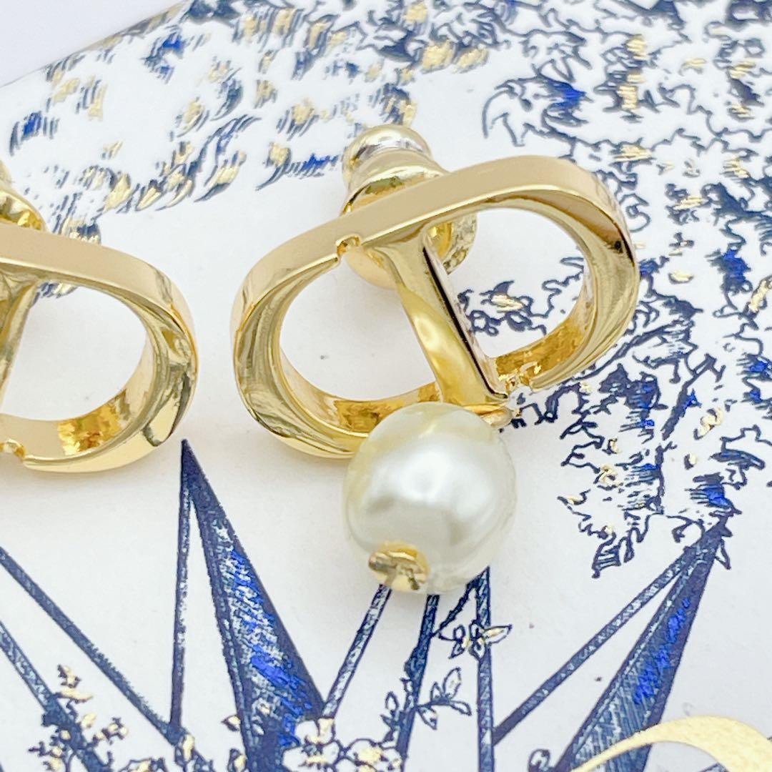 Christian Dior ピアス　petit プチ　パール　CD ゴールド