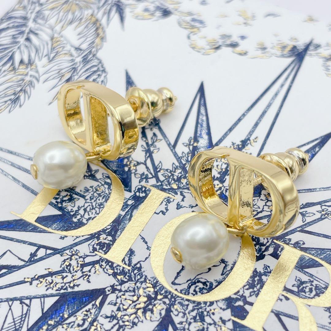 Christian Dior ピアス　petit プチ　パール　CD ゴールド