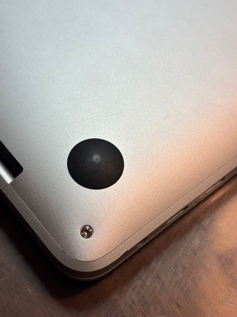 Macbook Pro 2020 13インチ Core-i7 32GB/512G