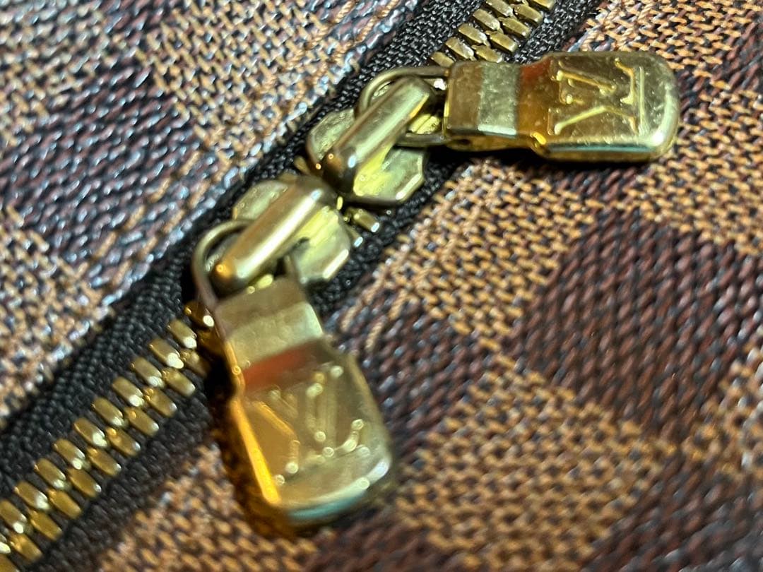 ルイヴィトン　ナヴィグリオ　ショルダーバッグ