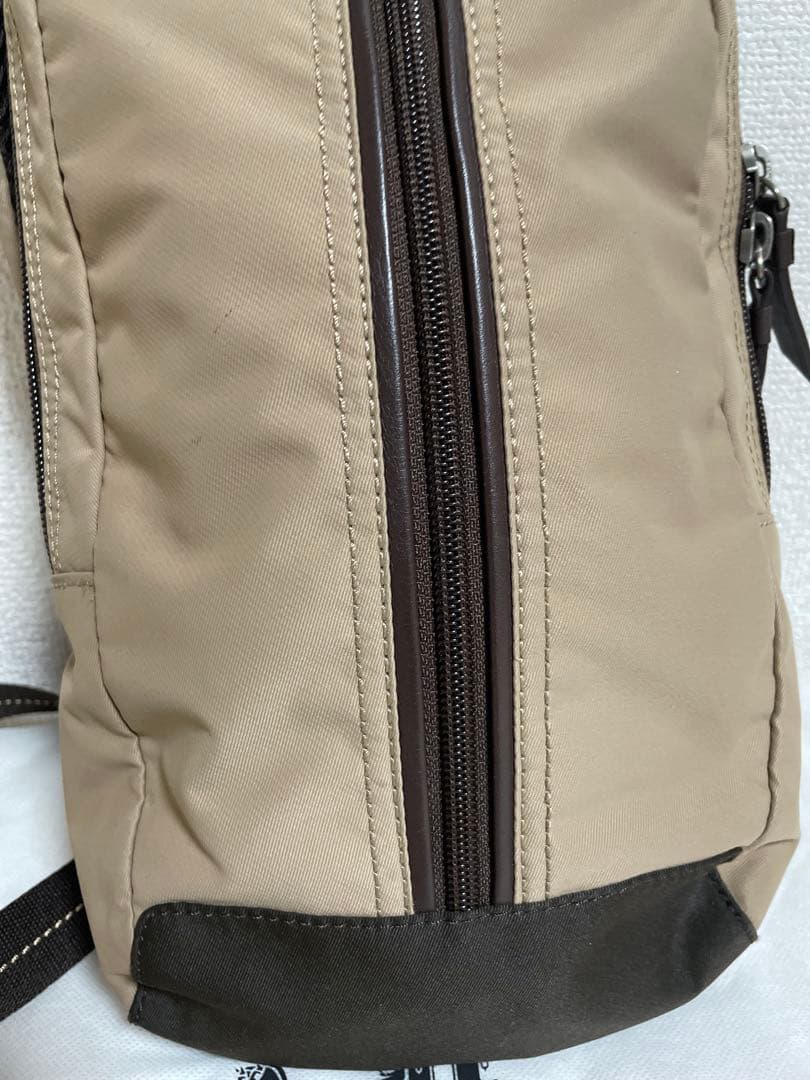 カ*ん様 ✨美品❤️COACH❤️F70692 ヴァリックナイロンスリングバッグ