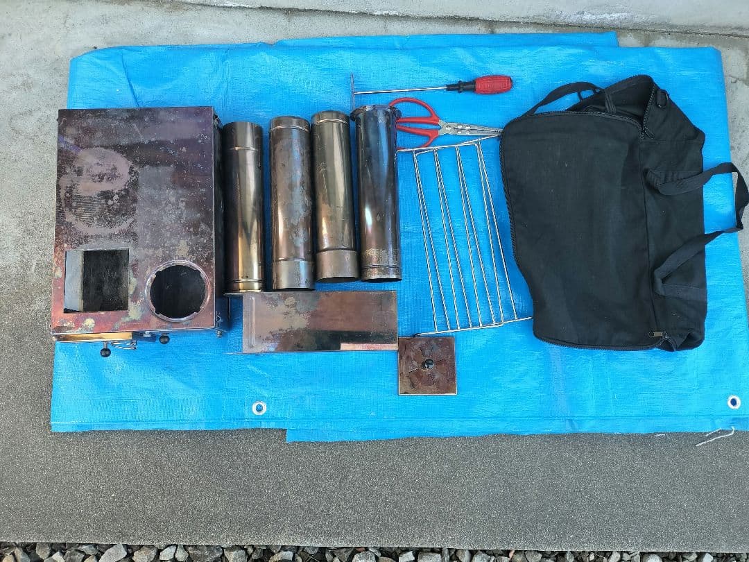 ロケットストーブ型薪ストーブ　中華製　激レア